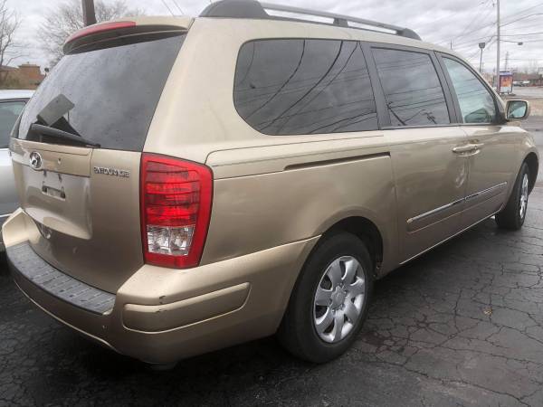 2007 Hyundai Entourage 120K Miles- Inspected - cars & trucks - by... for sale in Buffalo, NY – photo 2