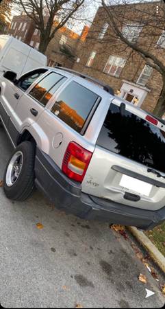 2003 Jeep Grand Cherokee - cars & trucks - by owner - vehicle... for sale in Berwyn, IL – photo 3