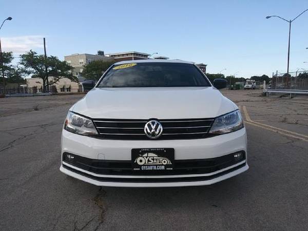 2016 Volkswagen Jetta SE 5M - cars & trucks - by dealer - vehicle... for sale in Rochester , NY – photo 2