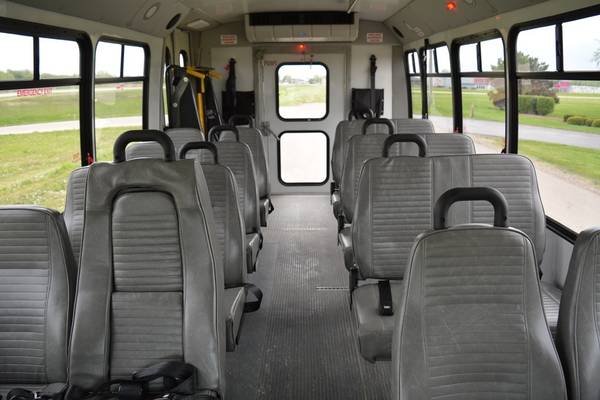 13-18 Passenger Ford Paratransit Shuttle Buses - BOTH GAS & DIESEL -... for sale in Crystal Lake, IL – photo 10