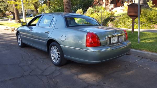 2006 LINCOLN TOWN CAR !!! Only 119k, just pass SMOG CHECK - cars &... for sale in Pasadena, CA – photo 3