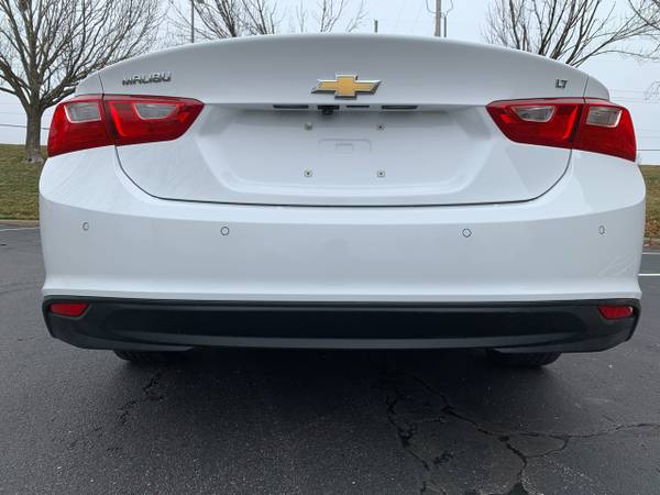 2018 Chevrolet Malibu 4dr Sdn LT w/1LT - - by dealer for sale in KANSAS CITY, KS – photo 9