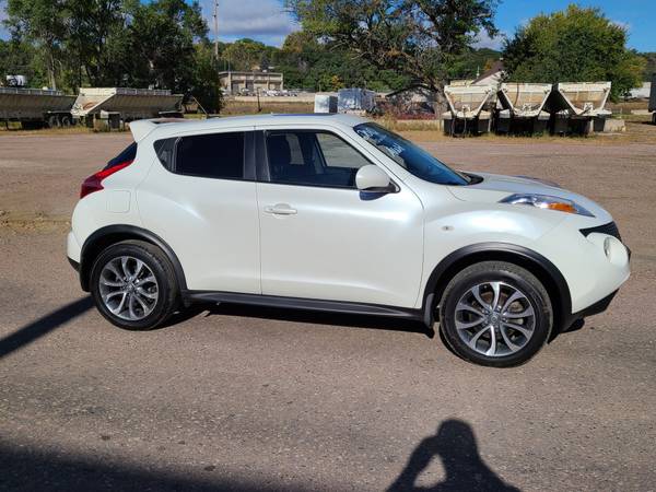 2013 Nissan Juke AWD SV Loaded - cars & trucks - by dealer - vehicle... for sale in Sioux City, MN – photo 3