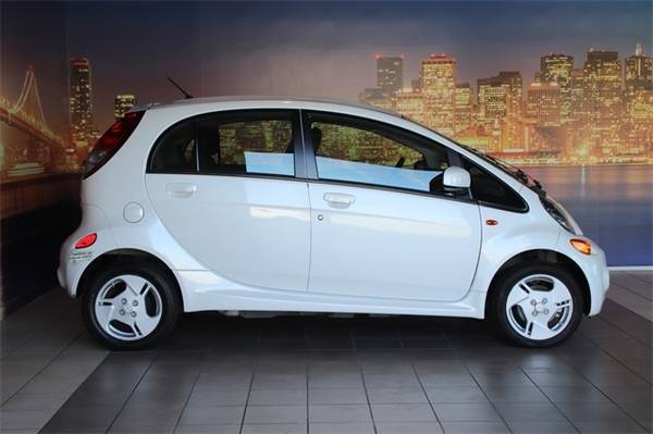 *2014* *Mitsubishi* *i-MiEV* *ES* - cars & trucks - by dealer -... for sale in Fremont, CA – photo 5