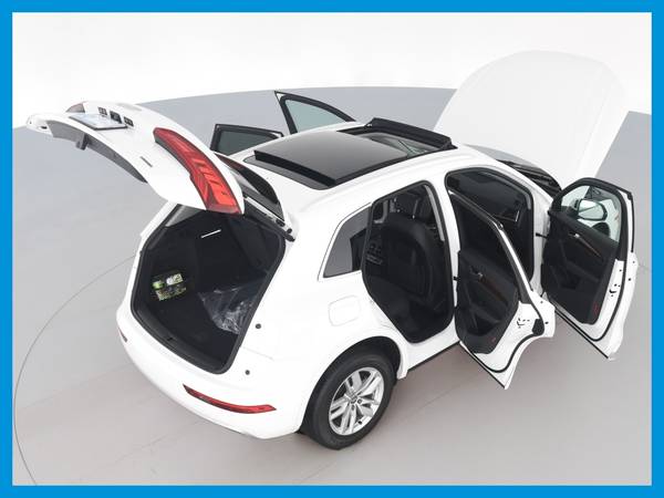 2020 Audi Q5 45 TFSI Titanium Premium Sport Utility 4D suv White for sale in Saint Paul, MN – photo 19
