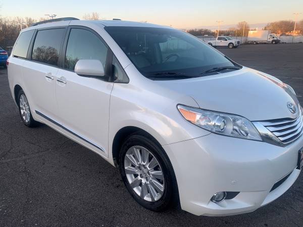 2011 Toyota Sienna Limited AWD for sale in Saint Paul, MN – photo 3