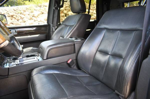2010 *Lincoln* *Navigator* *L* - cars & trucks - by dealer - vehicle... for sale in Naugatuck, CT – photo 22