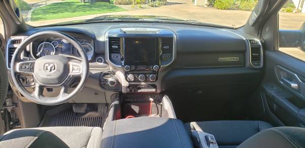 2019 Ram 1500 Hemi 4x4 Crew Cab 6'4" bed - cars & trucks - by owner... for sale in Ramona, CA – photo 8