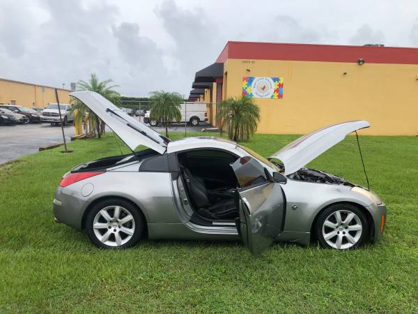 2005 Nissan 350Z Touring Excellent Condition - cars & trucks - by... for sale in Miami, FL – photo 15