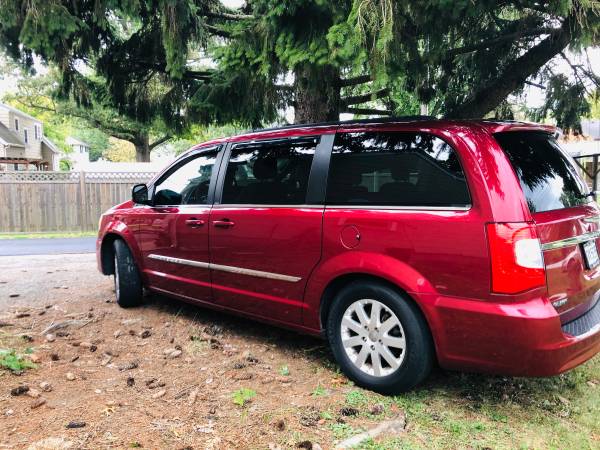 2011 Chrysler Town & Country for sale in Sidney, OH – photo 3