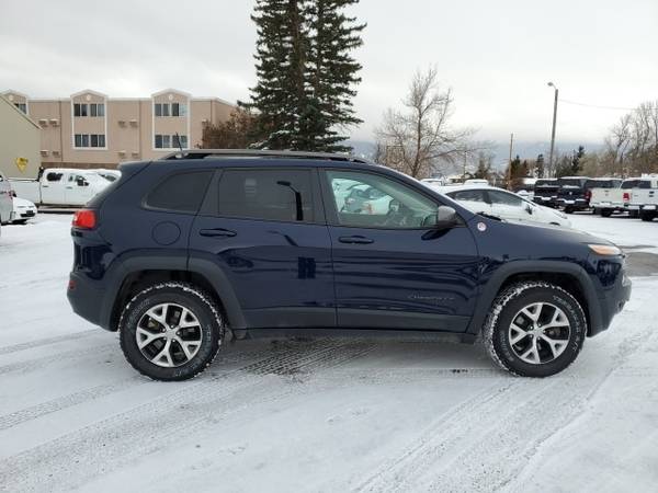2016 Jeep Cherokee Trailhawk - cars & trucks - by dealer - vehicle... for sale in LIVINGSTON, MT – photo 5