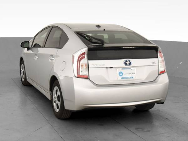 2013 Toyota Prius Three Hatchback 4D hatchback Silver - FINANCE... for sale in Bakersfield, CA – photo 8
