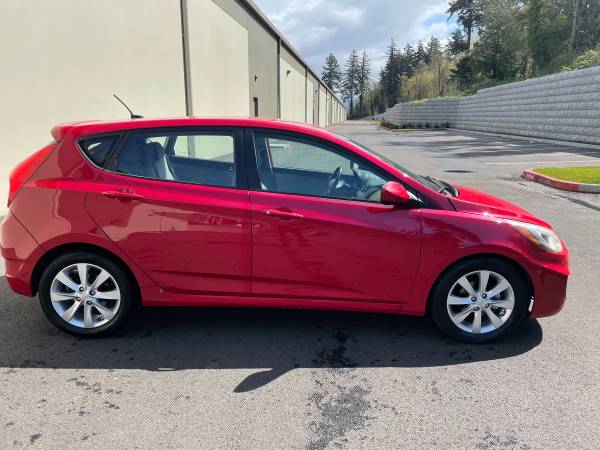 2012 HYUNDAI ACCENT - - by dealer - vehicle automotive for sale in Portland, OR – photo 6