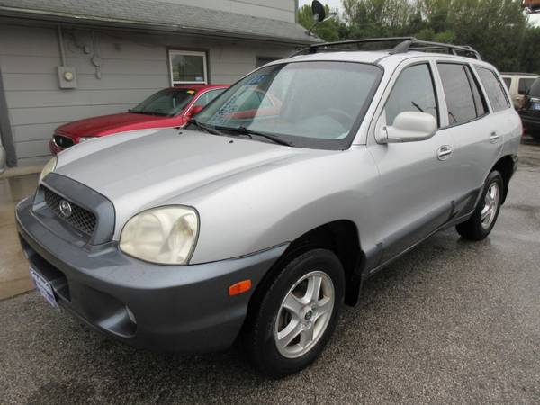 2004 Hyundai Sante FE AWD SUV - Auto/Leather/Wheels/Roof - NICE!! for sale in Des Moines, IA – photo 2