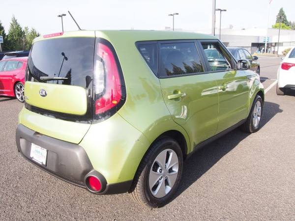 2014 Kia Soul Crossover 6A - - by dealer - vehicle for sale in Vancouver, OR – photo 4