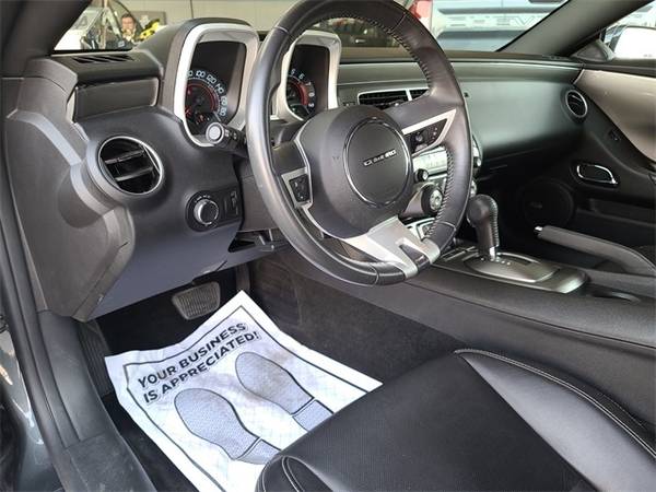 *2010* *Chevrolet* *Camaro* *SS* - cars & trucks - by dealer -... for sale in Porterville, CA – photo 12