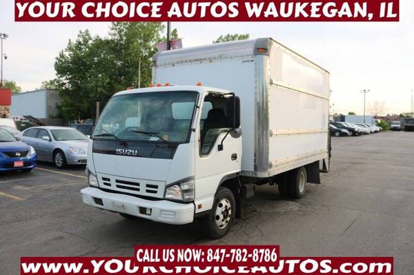 2006 ISUZU NPR 1OWNER BOX TRUCK HUGE CARGO SPACE GOOD TIRES 022431 -... for sale in Chicago, IL – photo 2