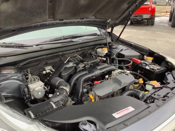 Clean! 2015 Subaru Outback 2.5i Premium! AWD! Finance Guaranteed! -... for sale in Ortonville, MI – photo 23