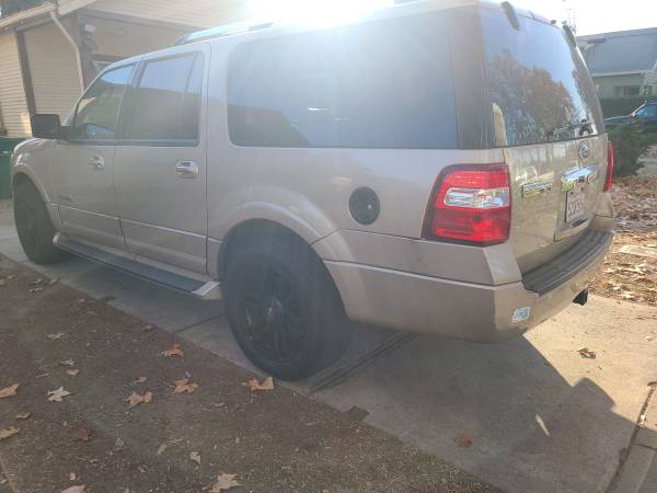 2008 Ford Expedition EL - cars & trucks - by owner - vehicle... for sale in Lodi , CA – photo 4