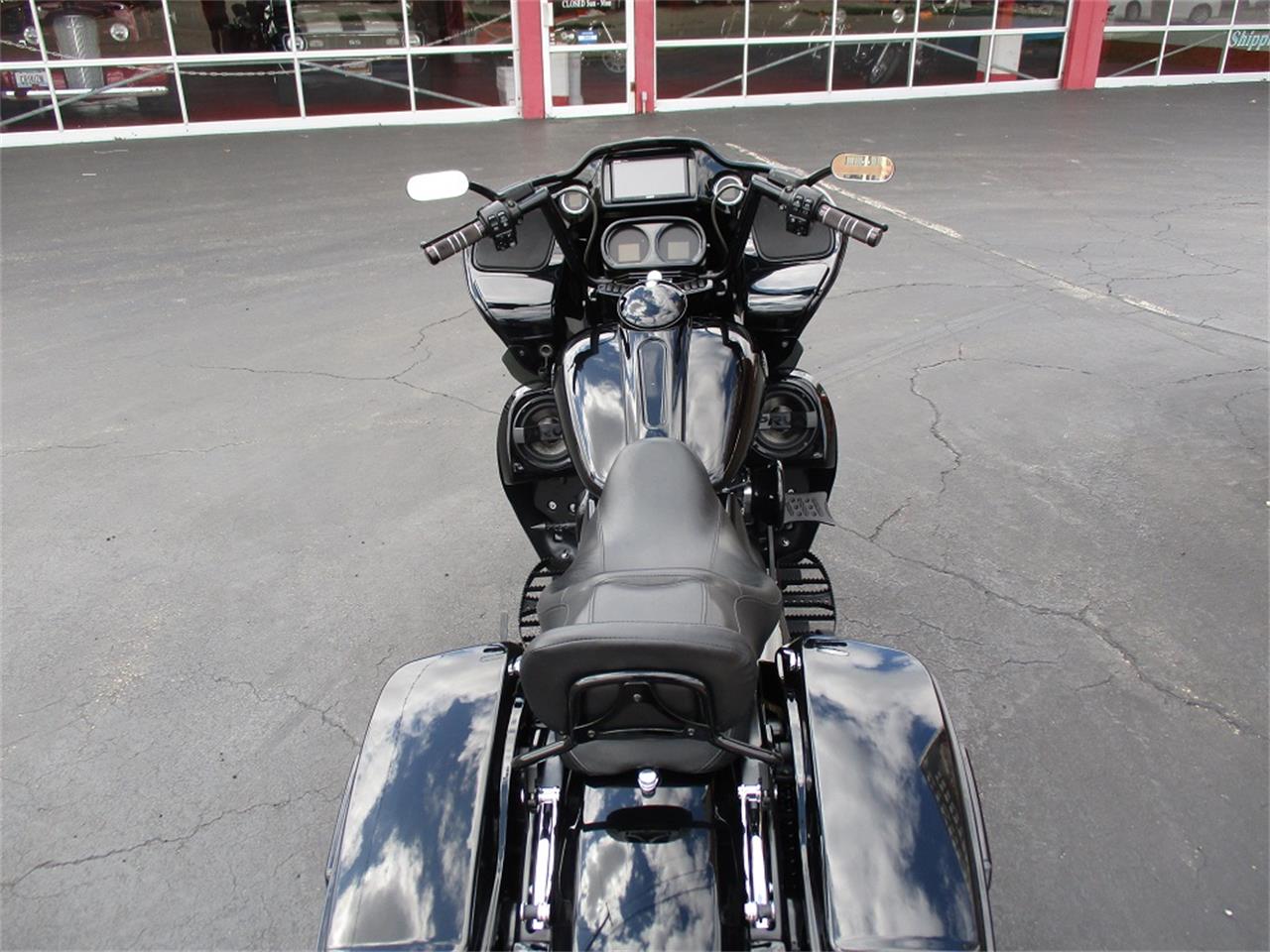 2015 Harley-Davidson FLTRXS for sale in Sterling, IL – photo 21
