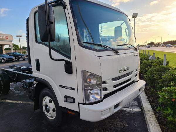 ISUZU NPR GAS CAB & CHASSIS - cars & trucks - by dealer - vehicle... for sale in Pompano Beach, FL – photo 3