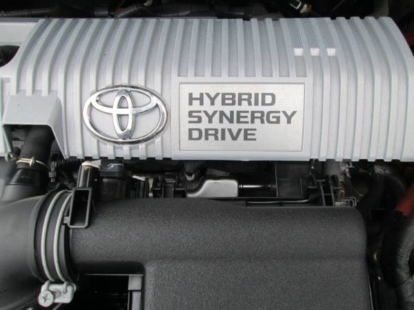 2013 Toyota Prius Three Hybrid - - by dealer - vehicle for sale in Centralia, OR – photo 21