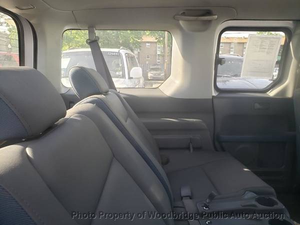 2005 Honda Element 4WD LX Automatic Silver for sale in Woodbridge, District Of Columbia – photo 13