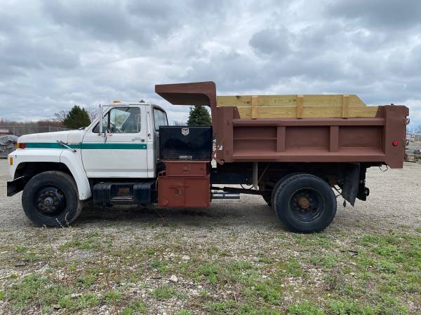 1988 Ford F700 Dump Truck for sale in Eden, NY – photo 2