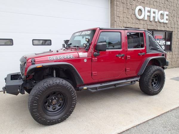 2012 Jeep Wrangler Unlimited 6 cyl, auto, 4 inch lift, SHARP RIG! for sale in Chicopee, NY – photo 13