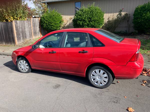 2005 Ford Focus for sale in Tigard, OR – photo 3