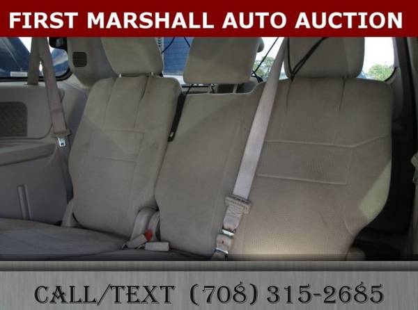 2012 Dodge Grand Caravan SXT - First Marshall Auto Auction for sale in Harvey, IL – photo 11