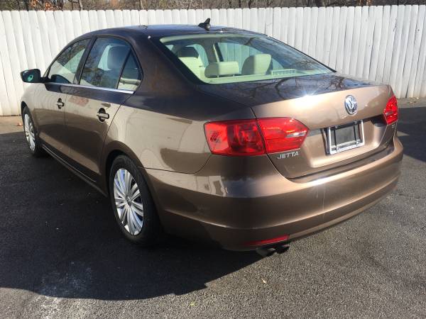2014 Volkswagen Jetta SE Automatic Heated Leather Sunroof Much... for sale in Watertown, NY – photo 22