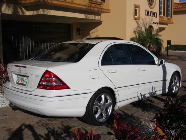 2006 Mercedes C230 very clean for sale in Safety Harbor, FL – photo 3