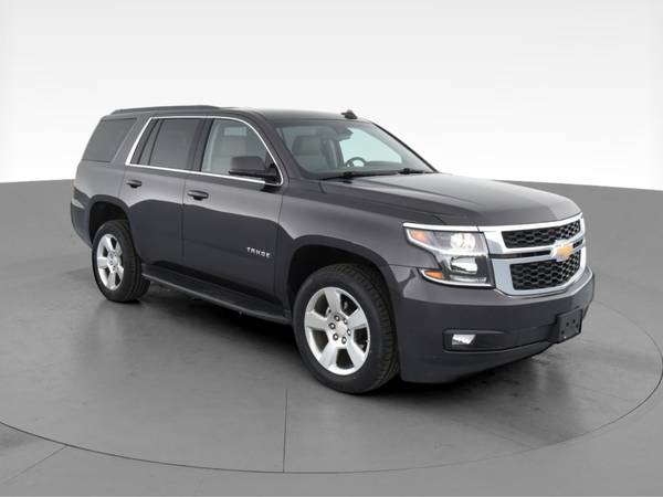 2018 Chevy Chevrolet Tahoe LT Sport Utility 4D suv Gray - FINANCE -... for sale in Grand Rapids, MI – photo 15