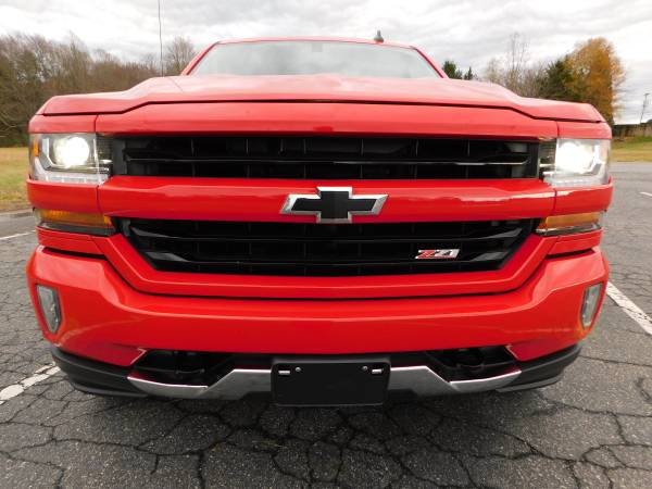 1 OWNR LIFTED 17 CHEVY SILVERADO 1500 LT Z71 CREW 22X12 *NEW 33... for sale in KERNERSVILLE, NC – photo 12