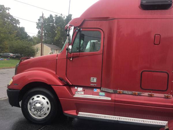 2006 Freightliner Columbia - cars & trucks - by owner - vehicle... for sale in Worcester, MA – photo 3
