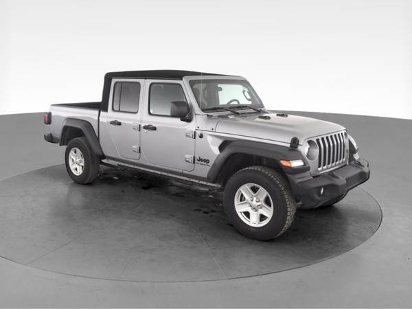2020 Jeep Gladiator Sport Pickup 4D 5 ft pickup Gray - FINANCE... for sale in irving, TX – photo 15