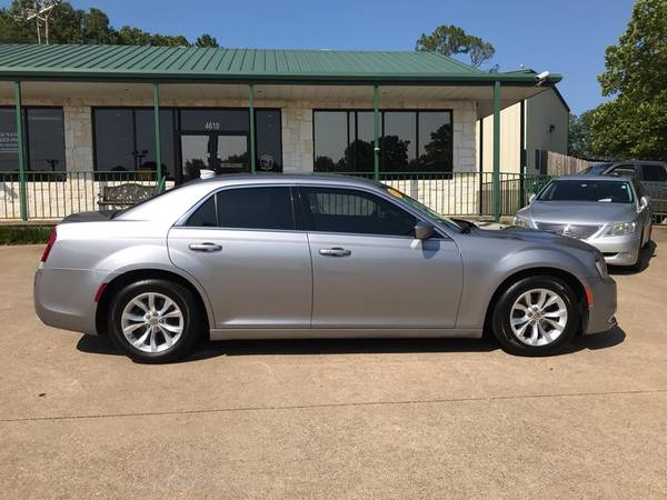 2015 Chrysler 300 4dr Sdn Limited RWD for sale in Tyler, TX – photo 5