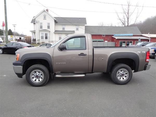 2013 GMC Sierra 1500 Reg cab shortbed 4x4 ONE OWNER 82K-western for sale in Southwick, MA – photo 3