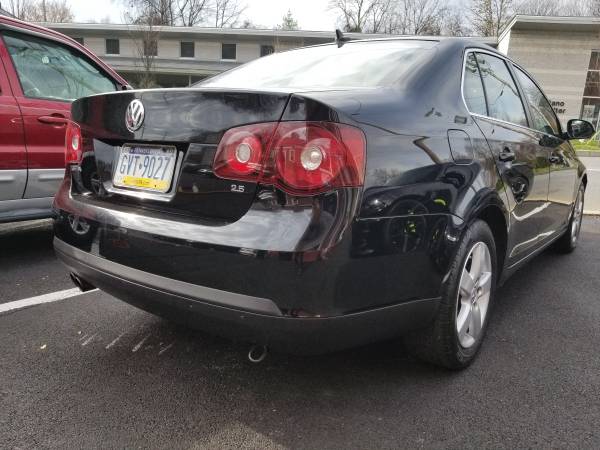 2009 VOLKSWAGEN JETTA 2.5 - cars & trucks - by owner - vehicle... for sale in Lancaster, PA – photo 7