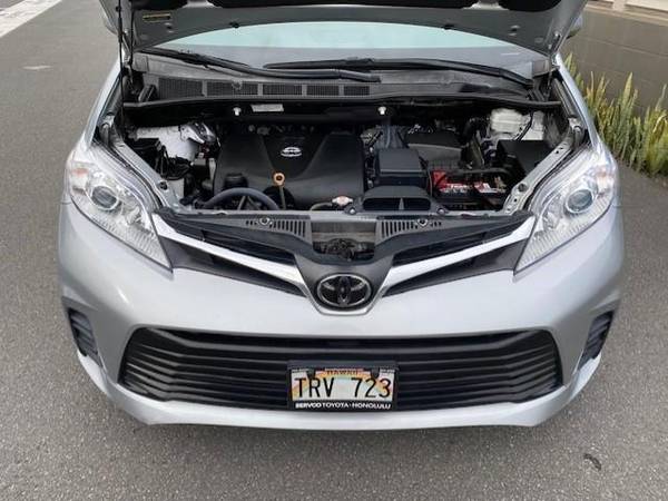 2019 Toyota Sienna - - by dealer - vehicle for sale in Honolulu, HI – photo 10