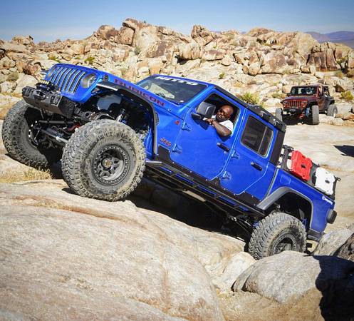 2020 jeep jt gladiator Rubicon for sale in Palmdale, CA – photo 17
