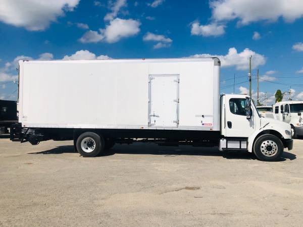 2013 FREIGHTLINER m2 26ft box truck for sale in Medley, FL – photo 7