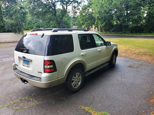 2009 Ford Explorer - cars & trucks - by owner - vehicle automotive... for sale in Bloomfield, CT – photo 3