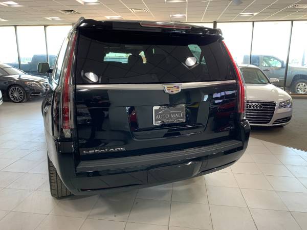 2020 Cadillac Escalade Luxury - - by dealer - vehicle for sale in Springfield, IL – photo 6
