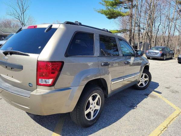 2005 Jeep Grand Cherokee Leather LOADED 4x4 - - by for sale in Derry, NH – photo 6