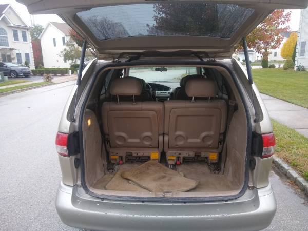 Toyota Sienna XLE Minivan Luxury 3rd Row obo for sale in Wilmington, DE – photo 8