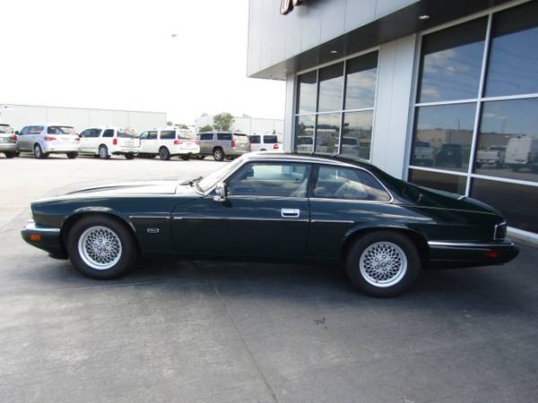 1994 *Jaguar* *XJS* *2dr Coupe 4.0L* Green - cars & trucks - by... for sale in Omaha, NE – photo 4