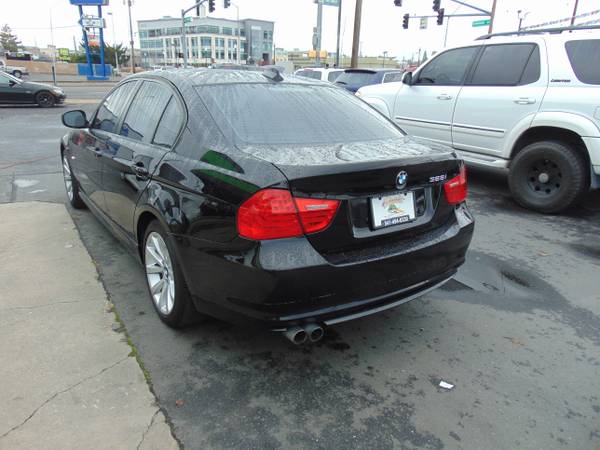 2011 bmw 328i 4 DOOR - cars & trucks - by dealer - vehicle... for sale in Medford, OR – photo 4