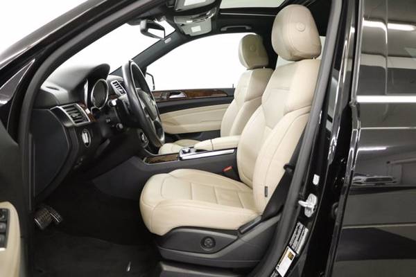 SLEEK Black M-Class ML 2015 Mercedes-Benz 350 SUV SUNROOF - NAV for sale in Clinton, MO – photo 4